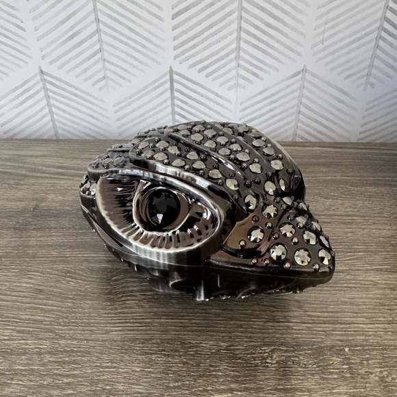 Kurt Geiger Handbags - RARE Kurt Geiger Gunmetal Raven Head Clutch/Crossbody Bag